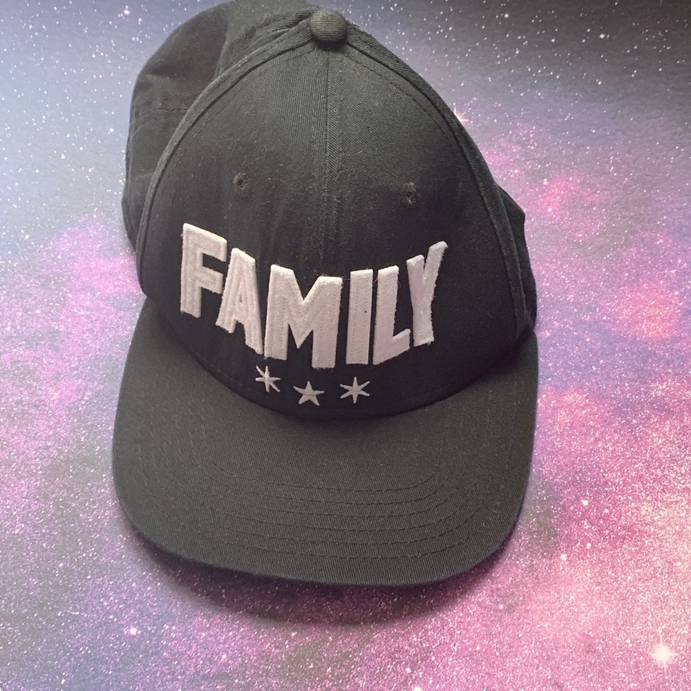 Famous - Family Black Baseball Cap